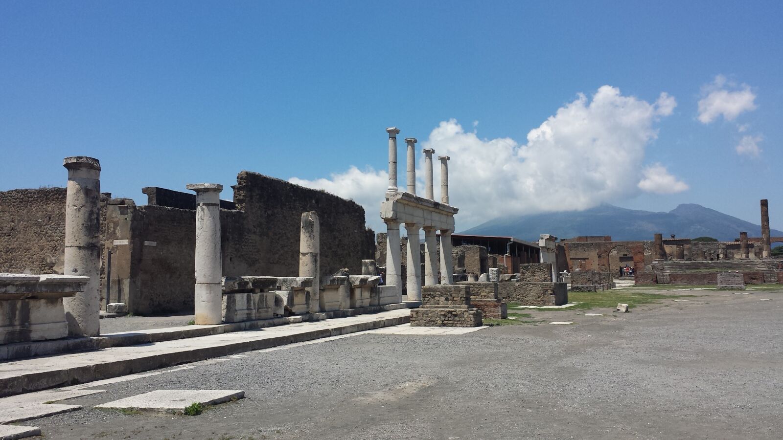 Samsung Galaxy S4 sample photo. Pompeii, naples, campania photography