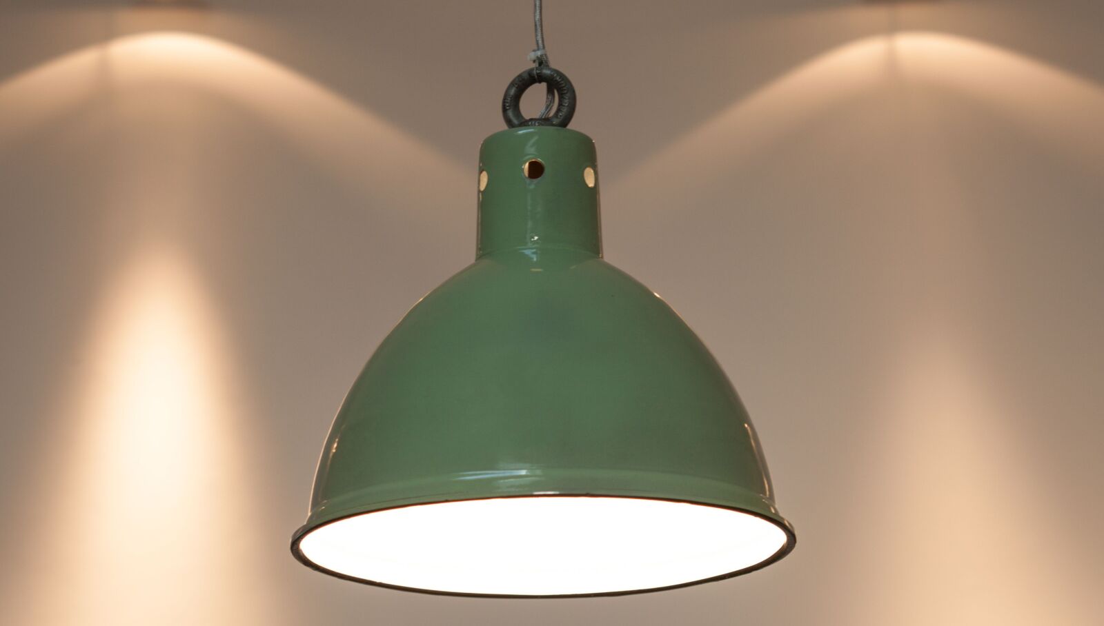 Canon EOS 50D sample photo. Original factory pendant light photography