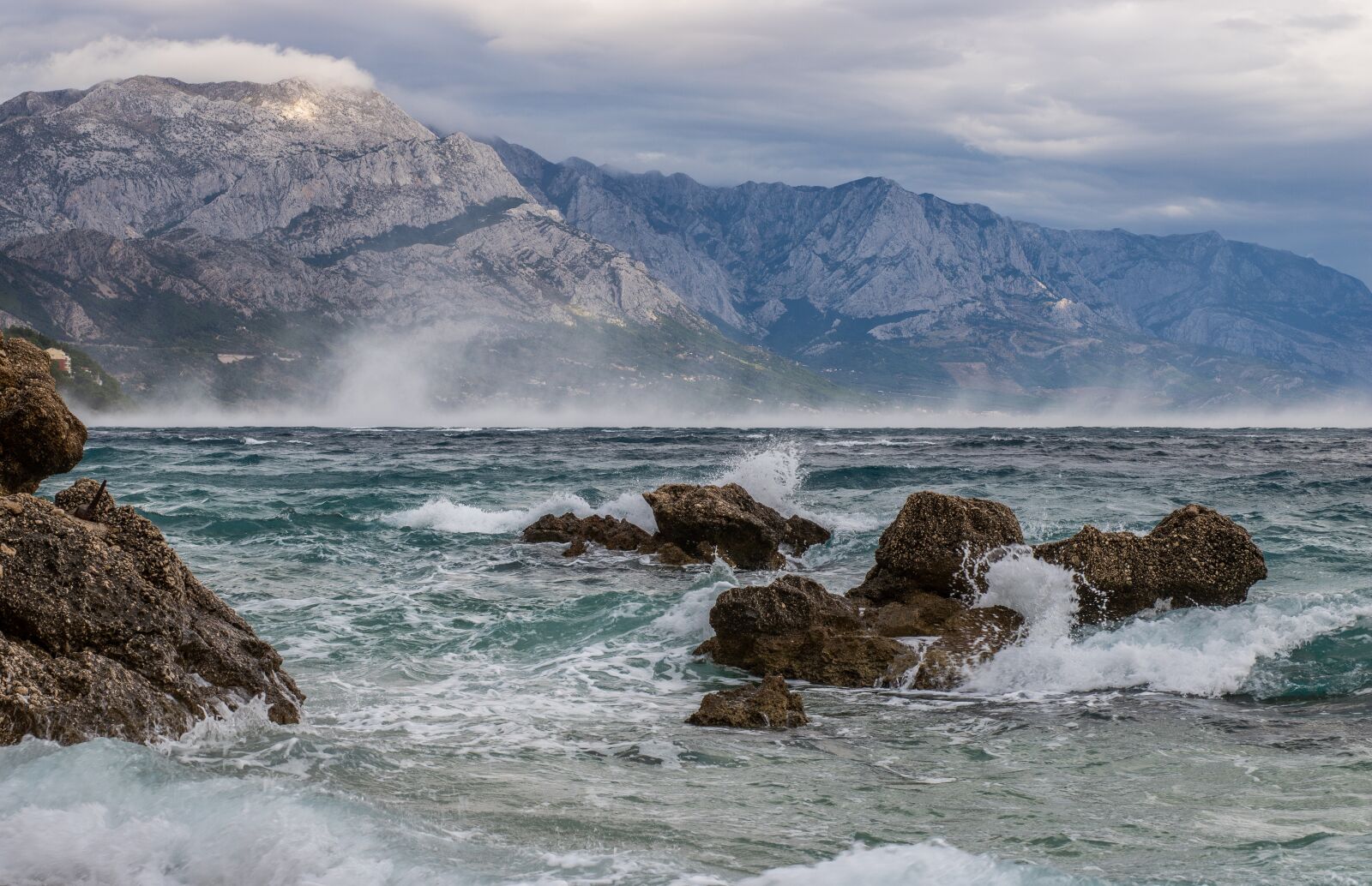 Canon EOS 750D (EOS Rebel T6i / EOS Kiss X8i) sample photo. Wind, windy, waves photography