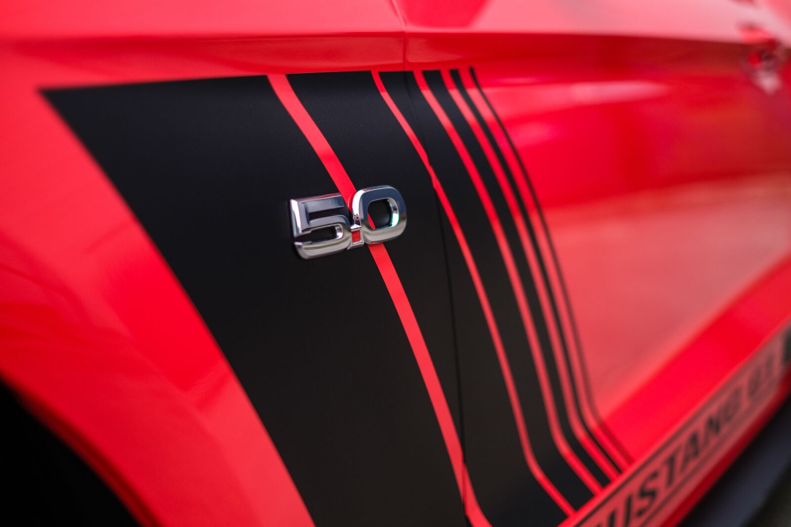Fujifilm X-T2 + Fujifilm XF 35mm F1.4 R sample photo. Mustang, gt, red photography