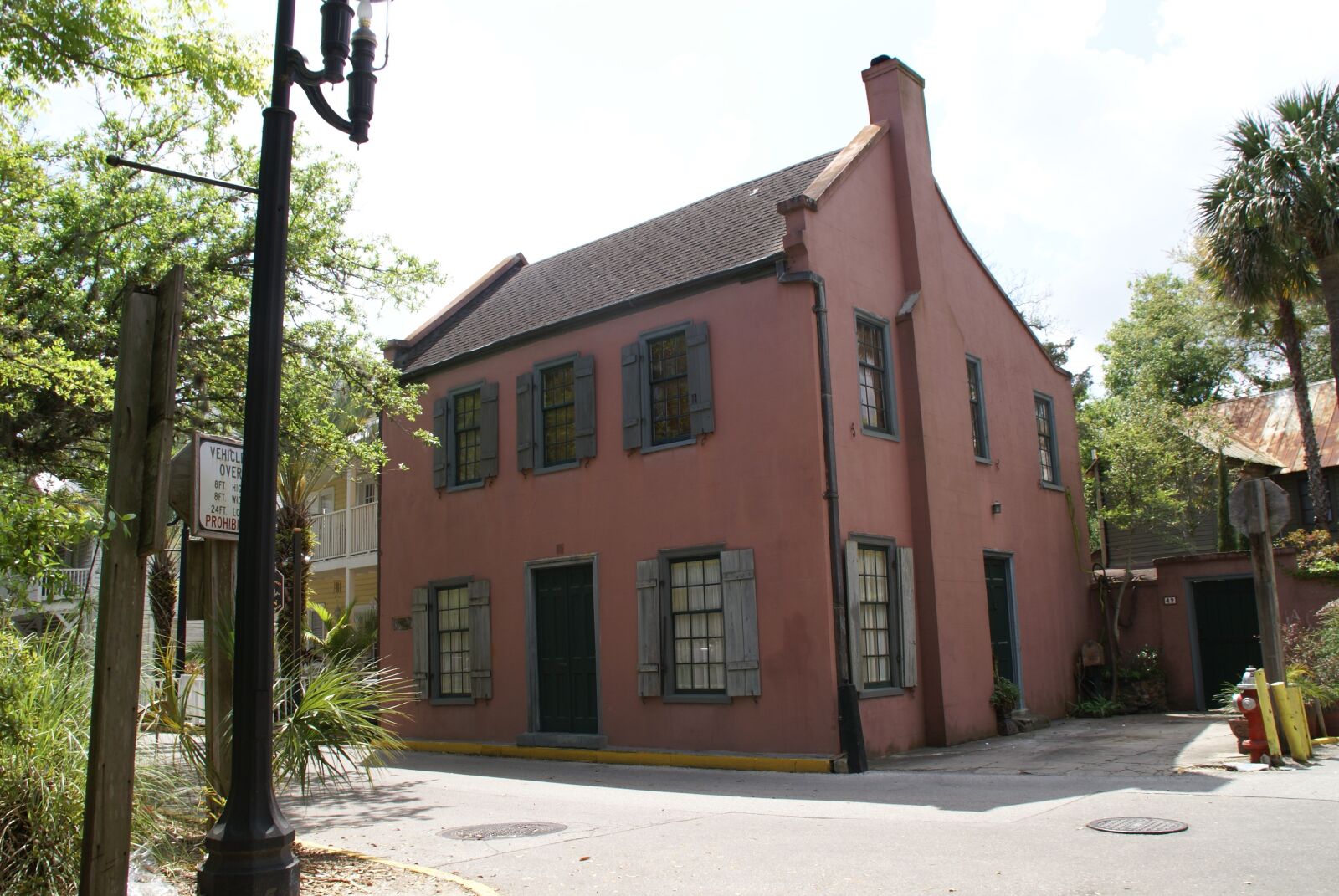 Sony Alpha DSLR-A100 sample photo. Building, old, st augustine photography