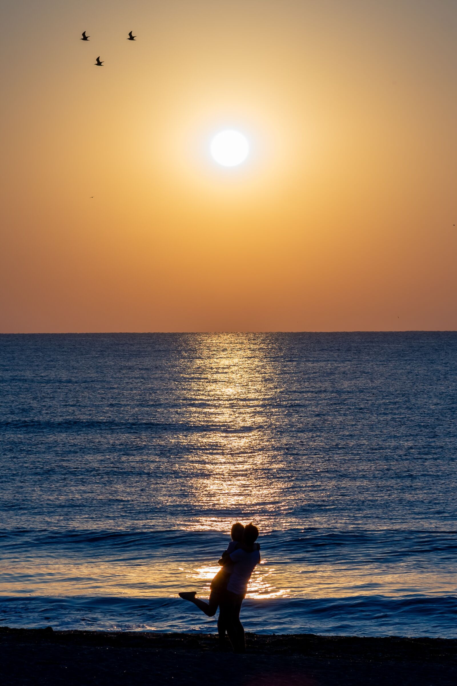 Nikon D7200 sample photo. Beach, couple, love photography