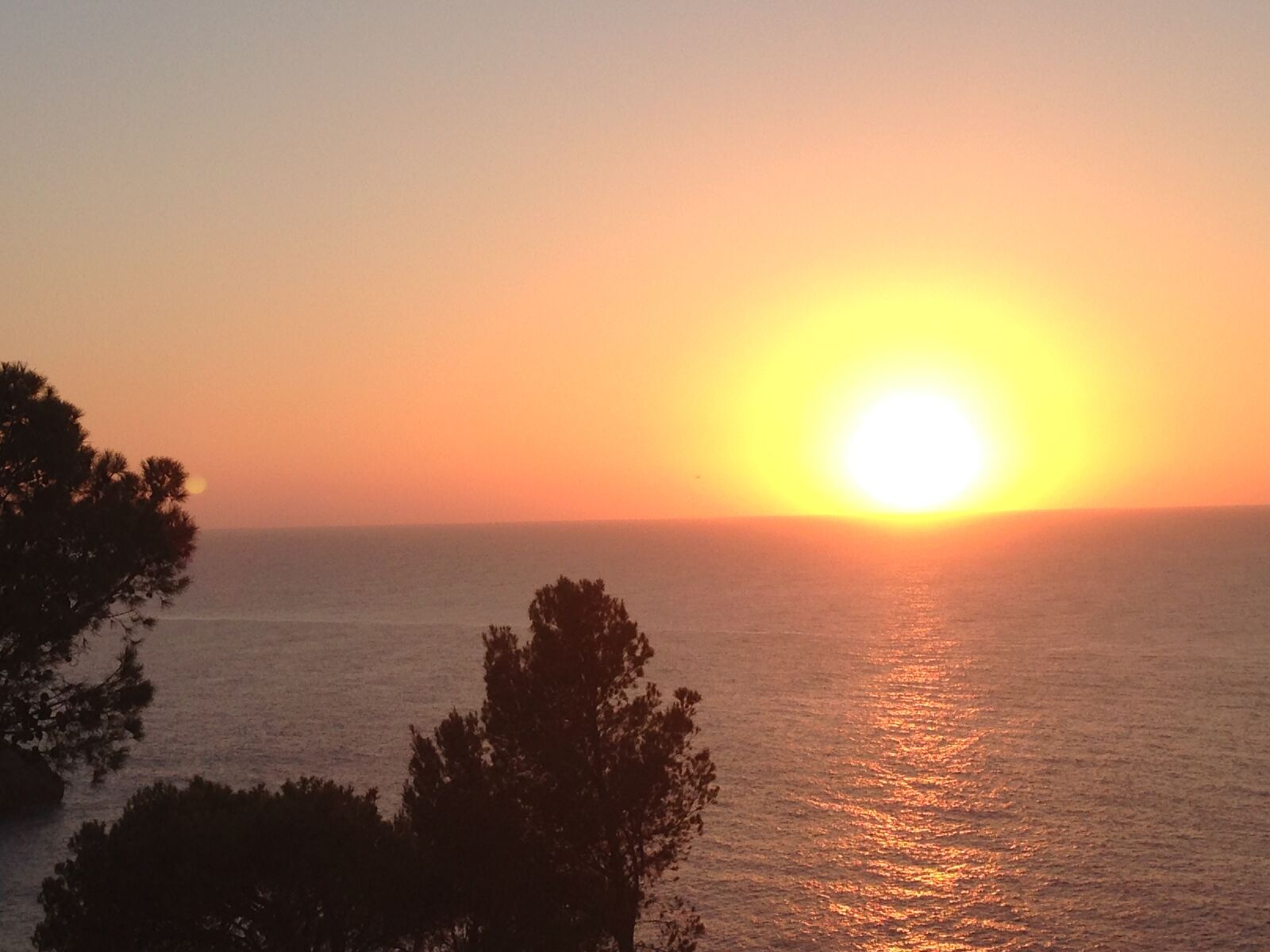 iPhone 5 back camera 4.12mm f/2.4 sample photo. Sunset, sea, nature photography