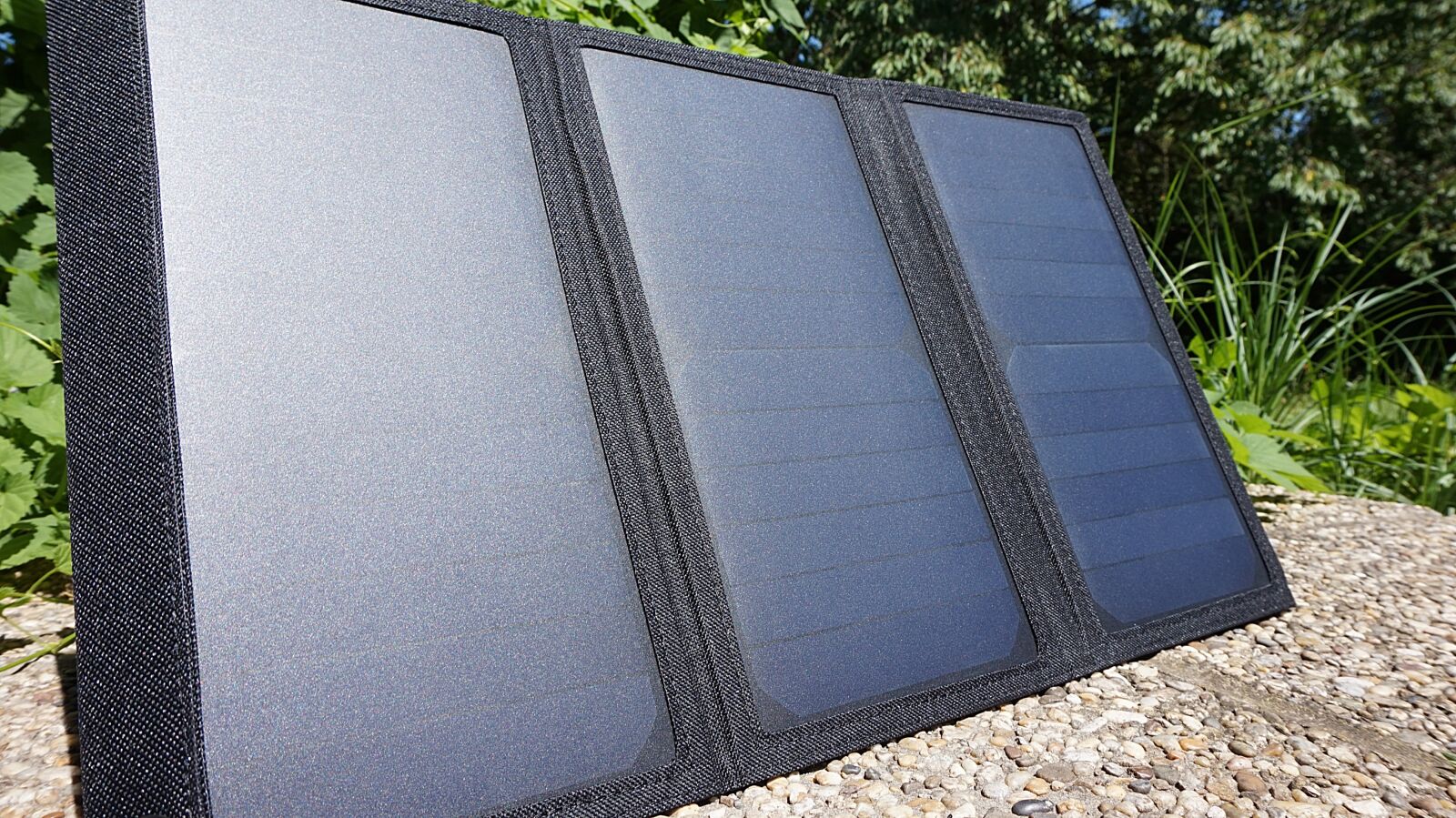 Sony Alpha a5000 (ILCE 5000) sample photo. Photovoltaic, solar cells, solar photography