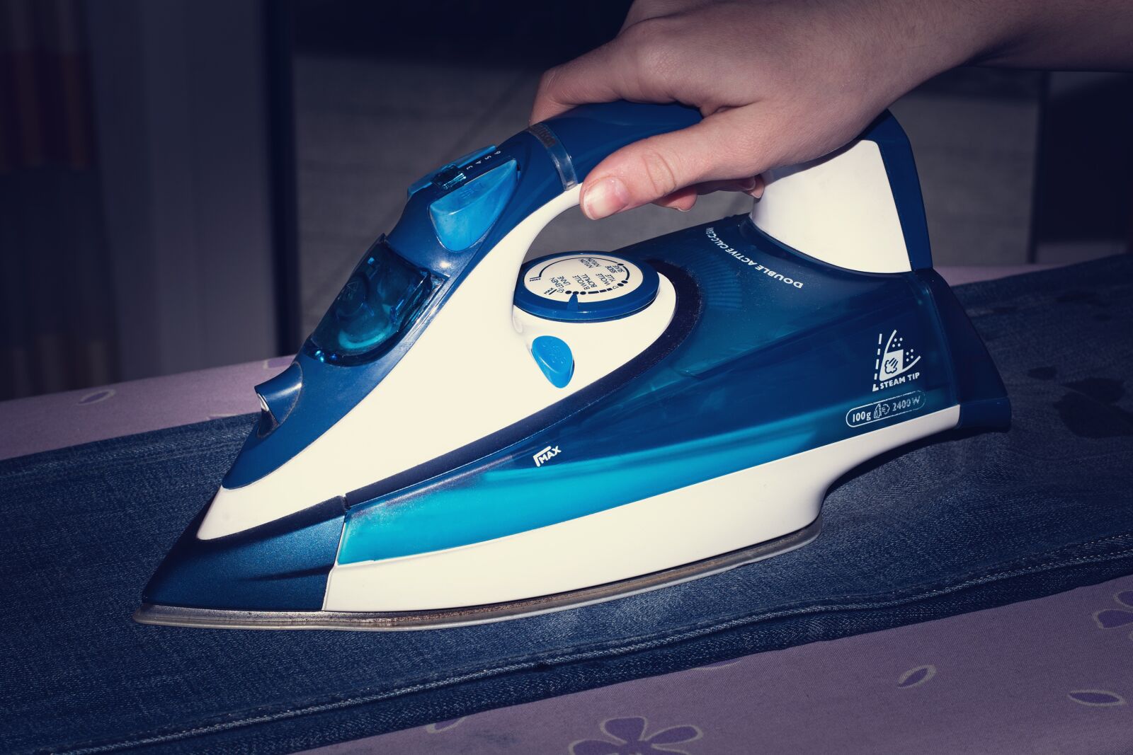 Nikon D7100 sample photo. Iron, budget, house work photography