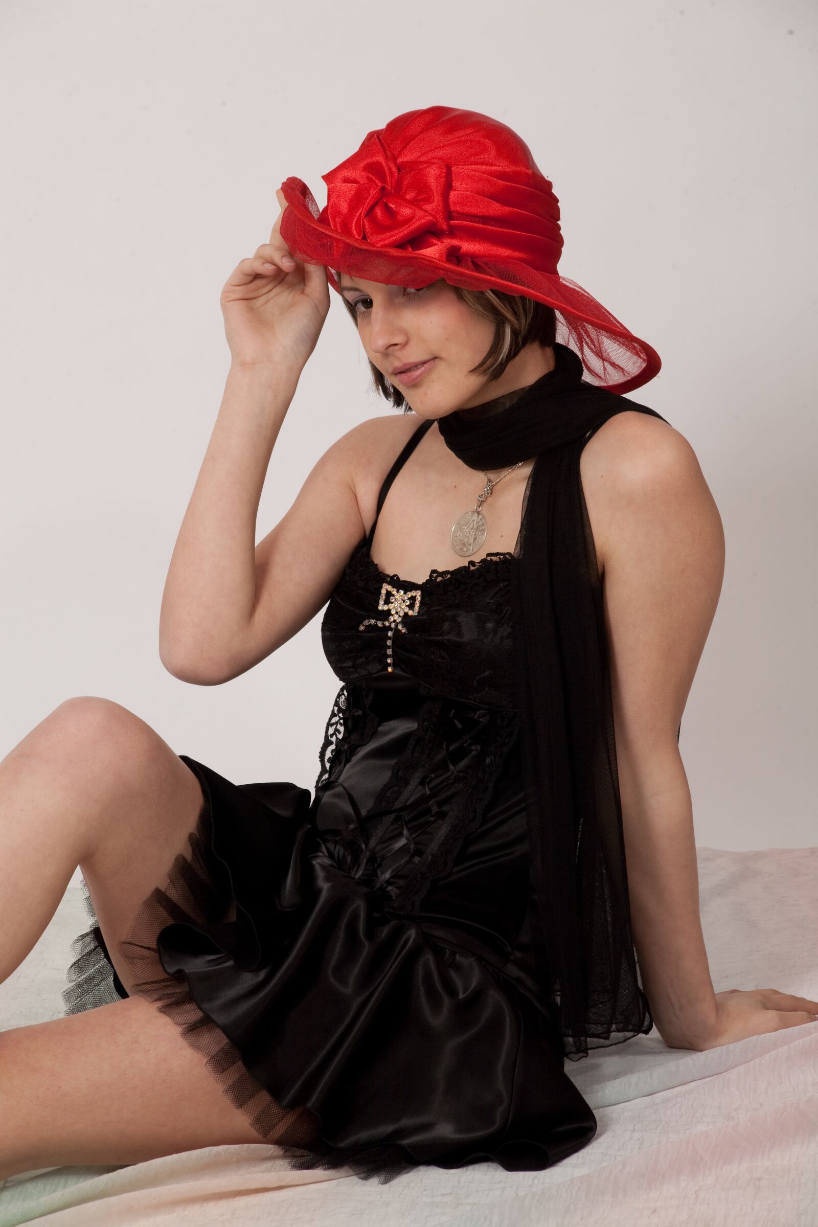 Canon EOS 5D sample photo. Red hat, teenager, photo photography