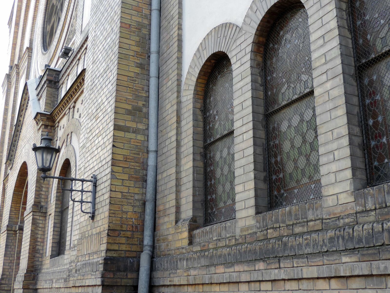 Nikon Coolpix P520 sample photo. Facade, religion, building, architecture photography