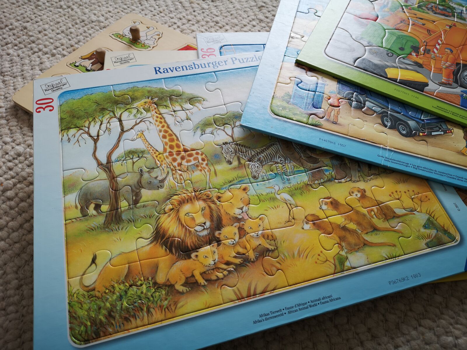 HUAWEI CLT-L29 sample photo. Puzzle, frame puzzle, child photography