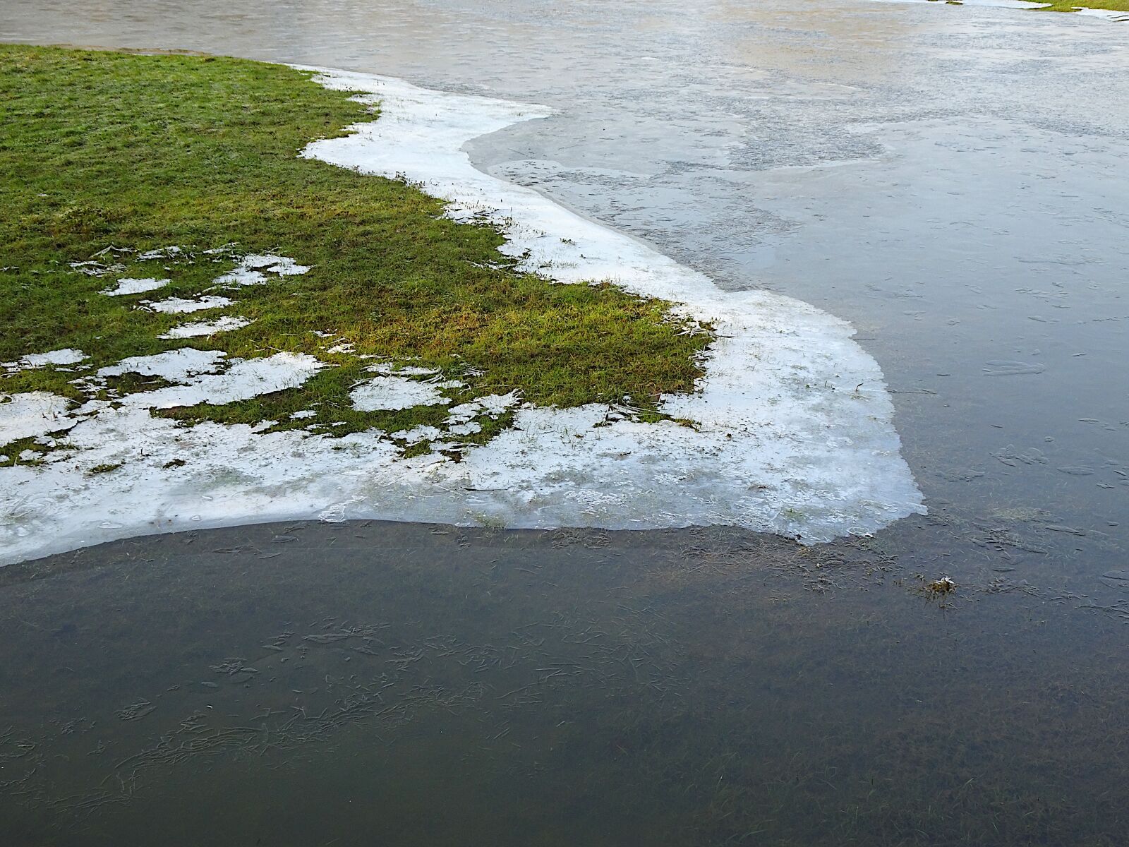 Sony Cyber-shot DSC-HX90V sample photo. Prairie, winter, gel photography