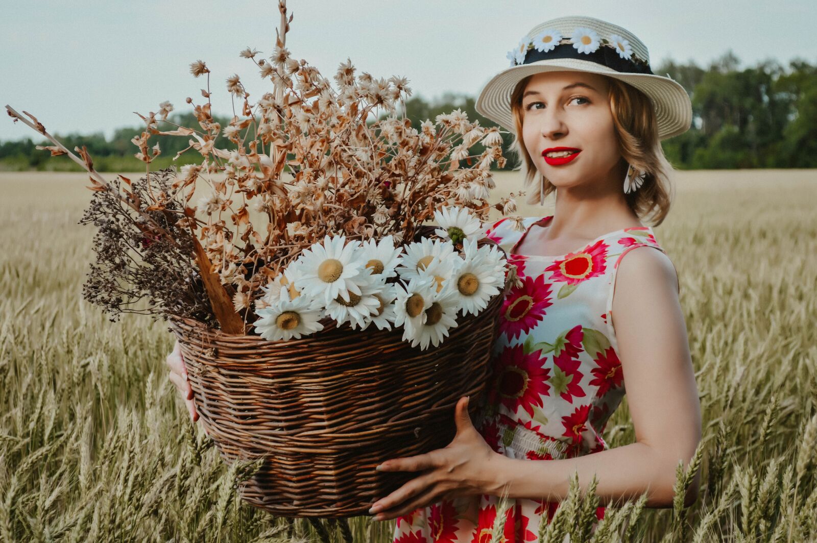 Nikon D3200 sample photo. Field, woman, wheat photography