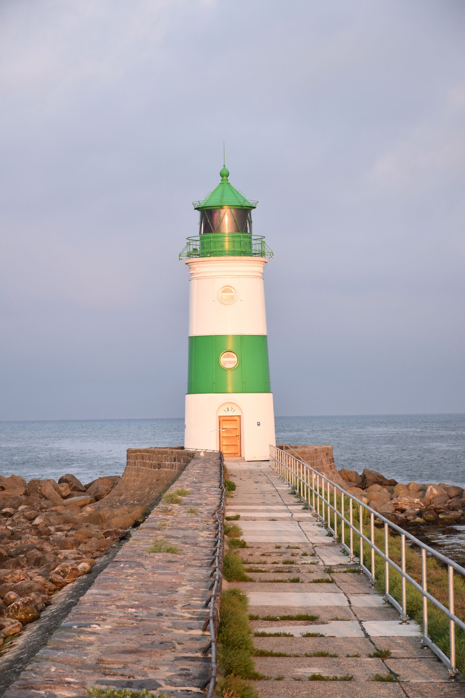Nikon D5500 sample photo. Lighthouse, approximately, clouds photography