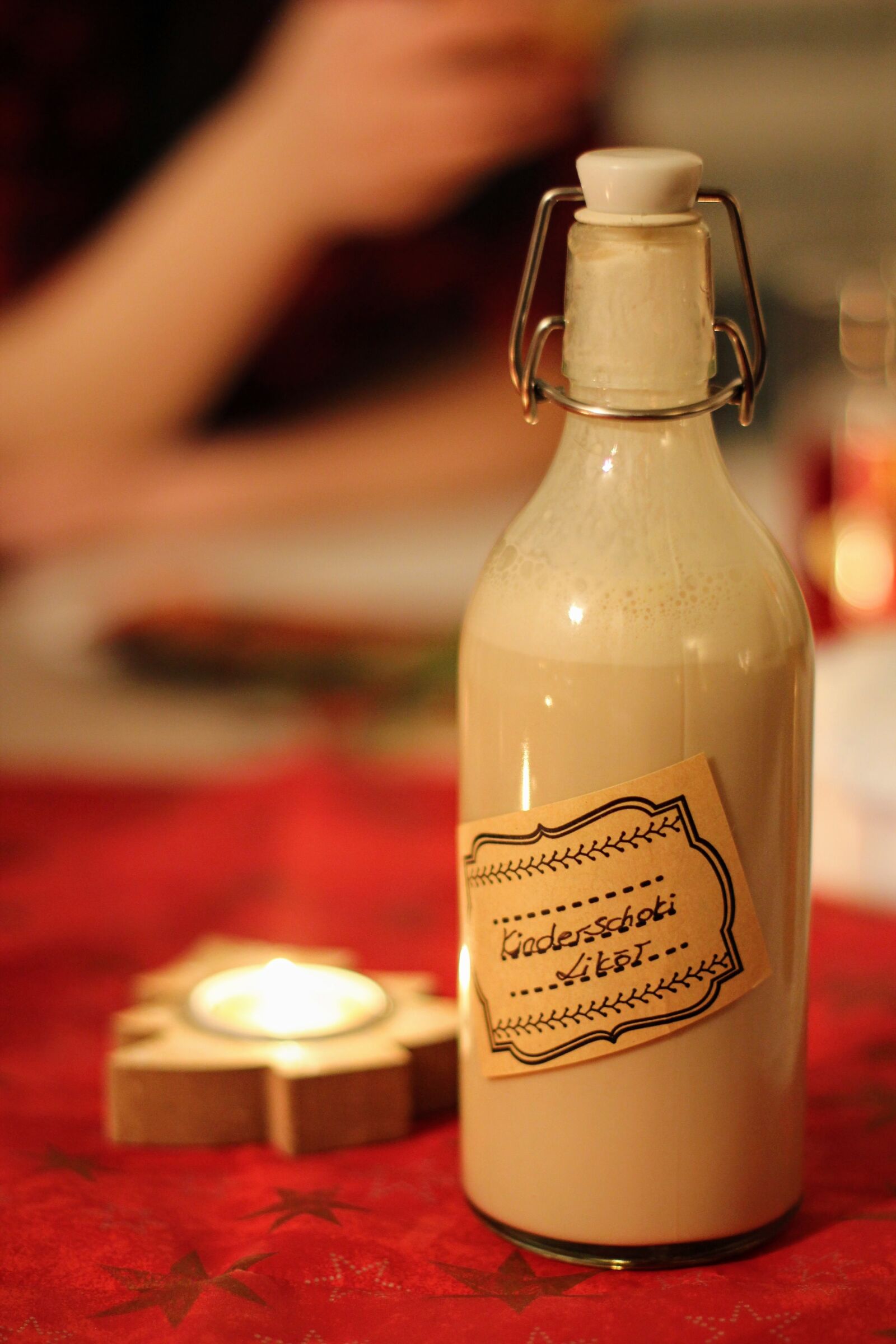 Canon EOS 60D + Canon EF 50mm F1.4 USM sample photo. Christmas, alcohol, liqueur photography