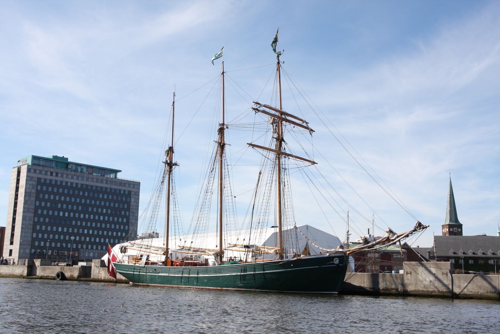 Canon EOS 40D sample photo. århus, port, ship photography