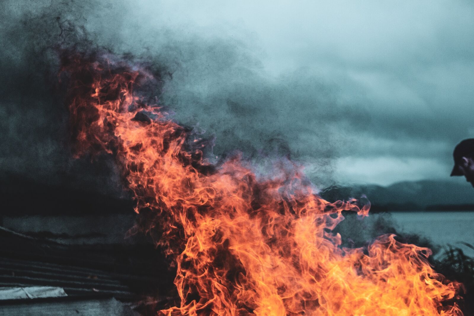 Canon EOS 700D (EOS Rebel T5i / EOS Kiss X7i) sample photo. Fire, flame, burn photography