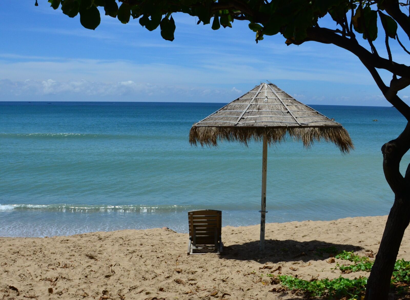 Nikon D5100 sample photo. Butyl 墾, chateau, beach photography