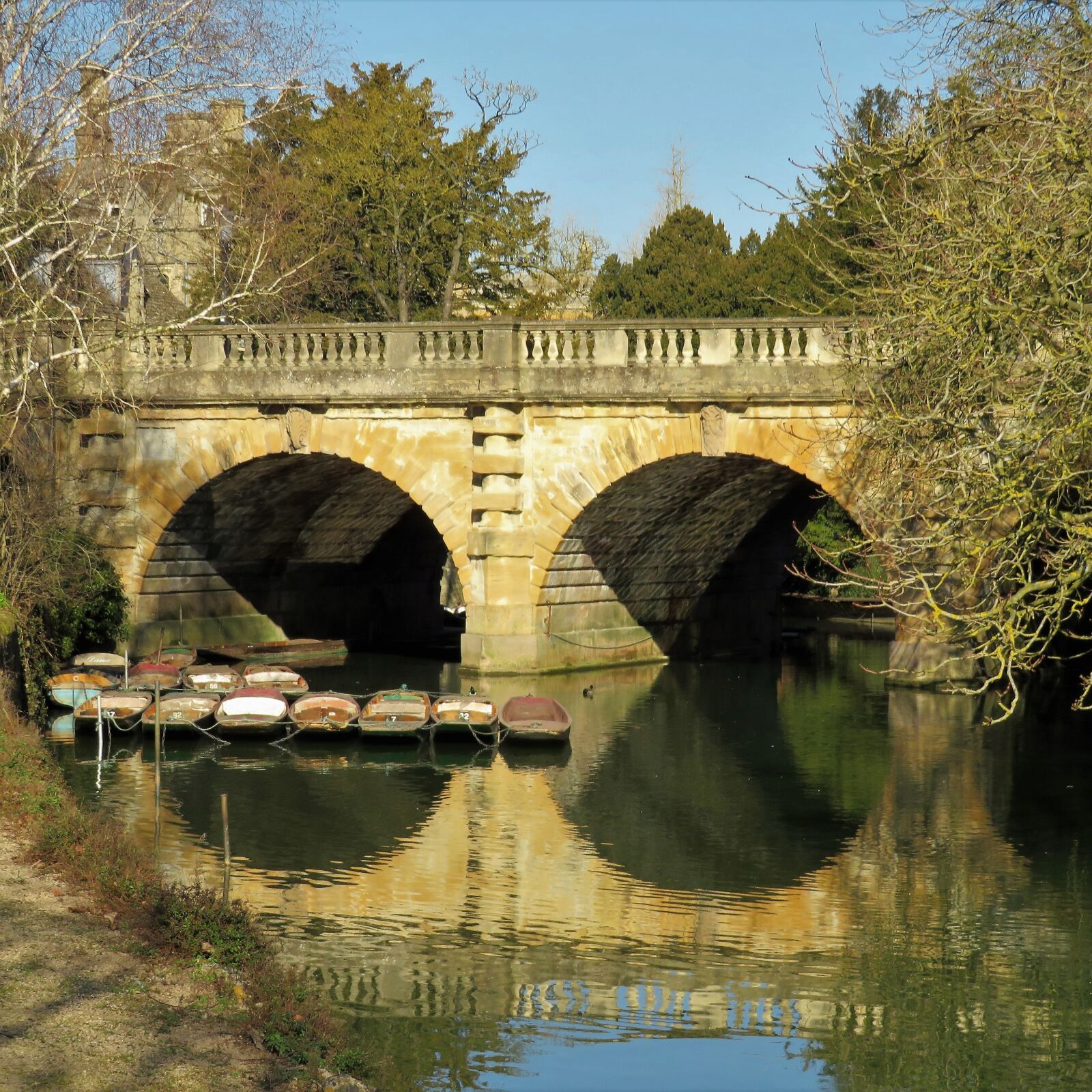 Canon PowerShot SX540 HS sample photo. Oxford, magdalen, oxfordshire photography