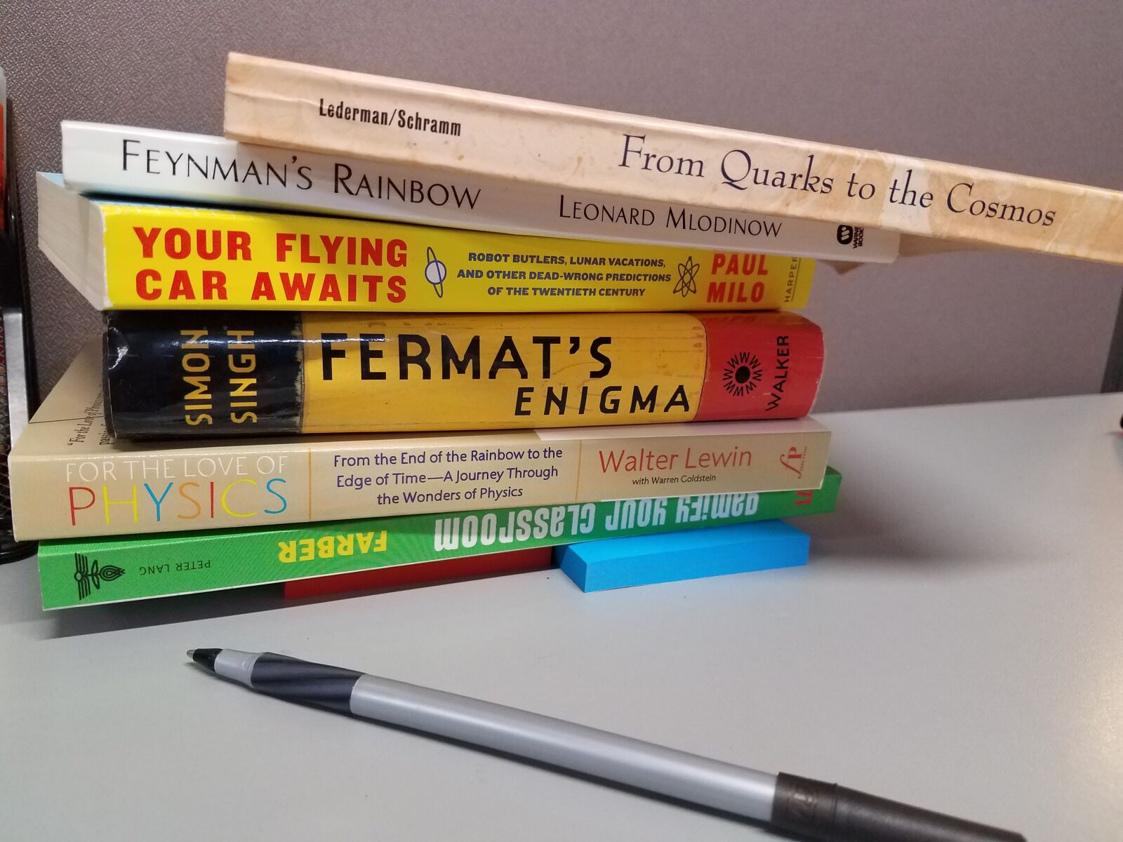Samsung Galaxy S7 sample photo. Books, science, genius photography