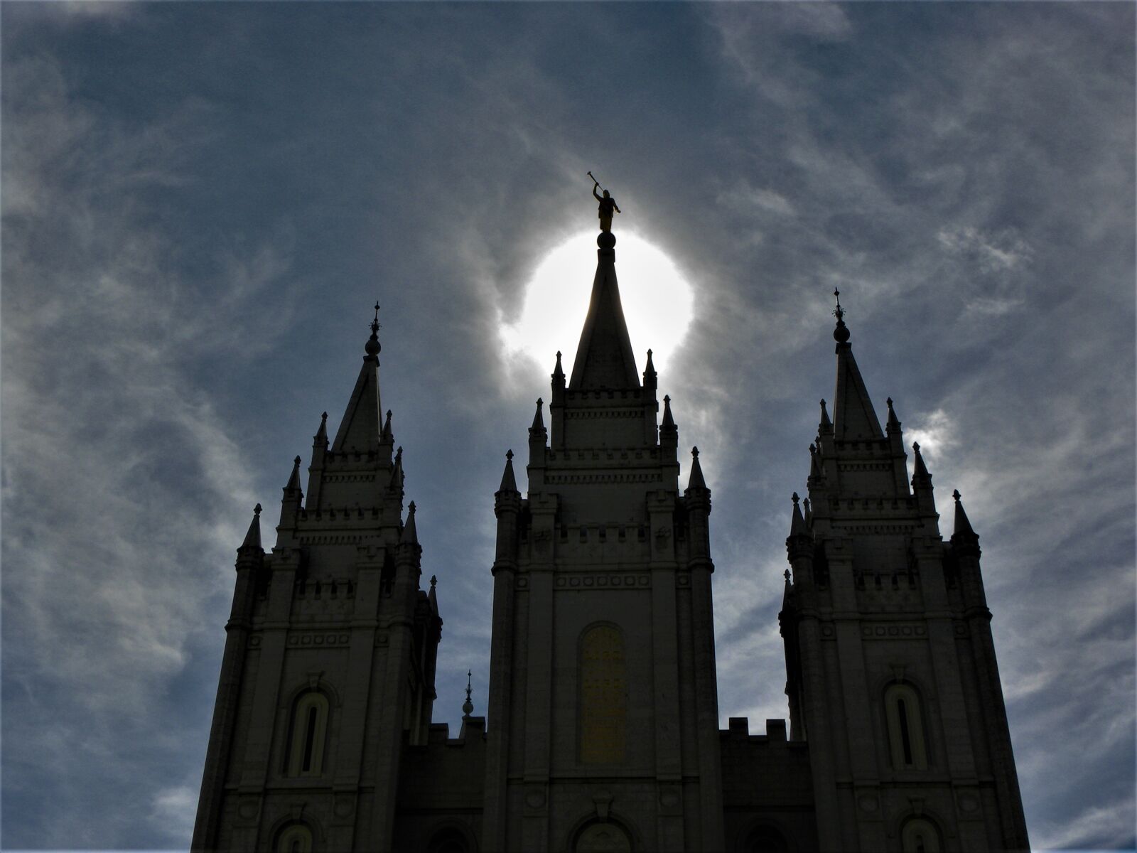 Nikon Coolpix P90 sample photo. Spires, cathedral, church photography