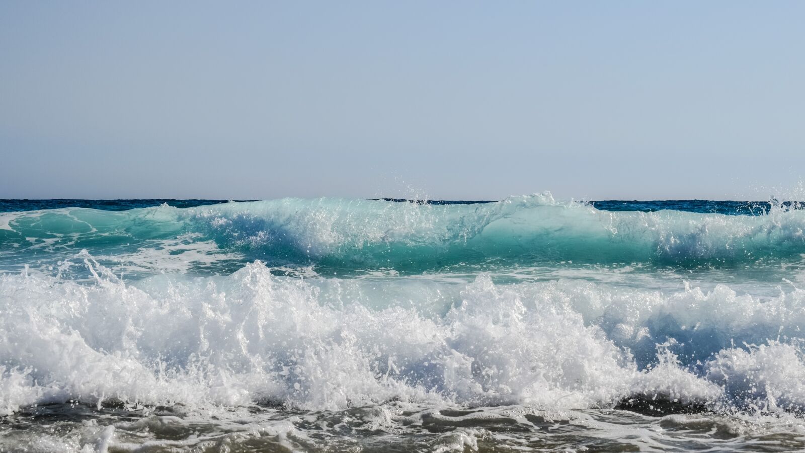 Nikon D3300 sample photo. Wave, smashing, foam photography