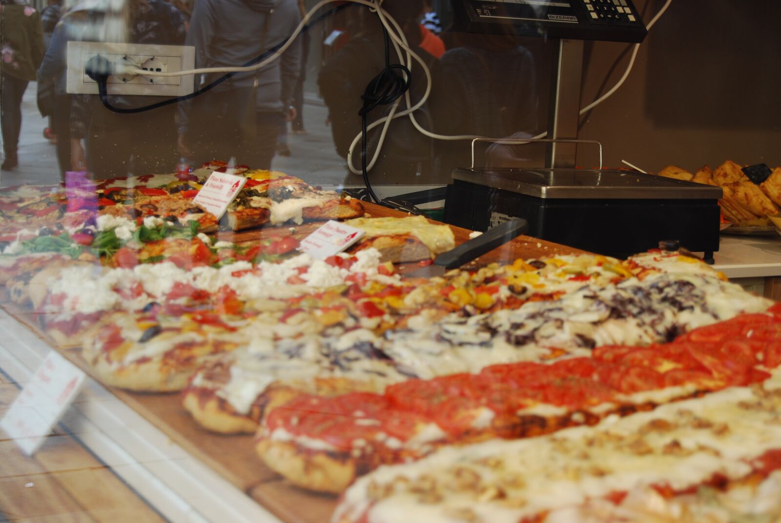 Nikon D40X sample photo. Pizza, italy, italian photography