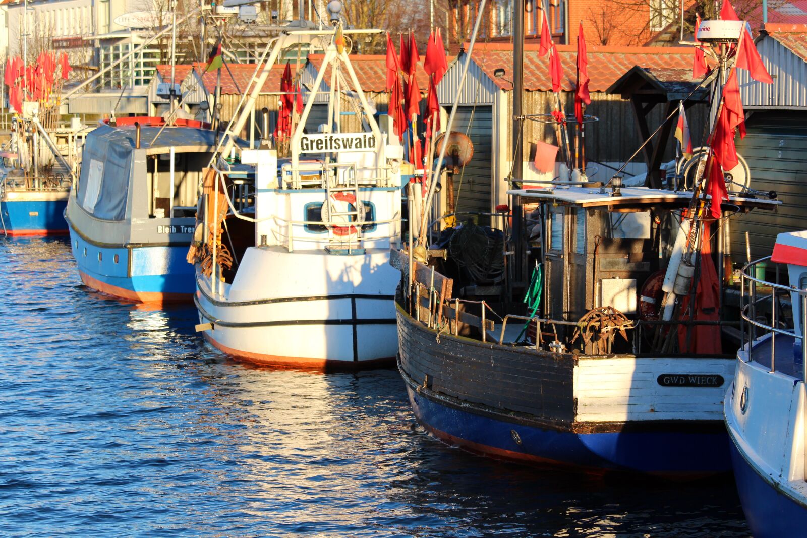 Canon EF-S 55-250mm F4-5.6 IS STM sample photo. Greifswald, wieck, port photography