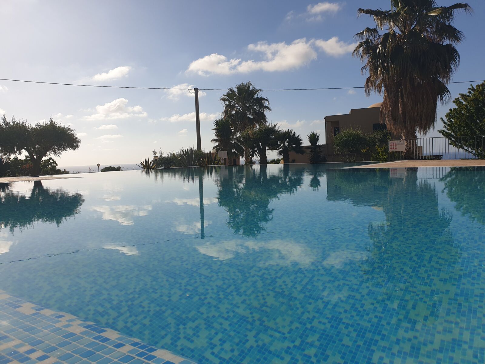 Samsung Galaxy S9 sample photo. Pool, summer, vacations photography