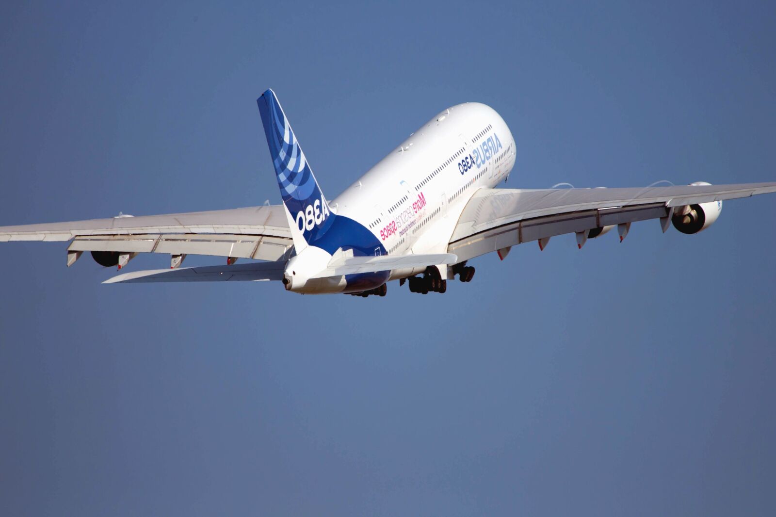 Canon EOS 5D Mark III sample photo. Passenger, plane, jet, takeoff photography