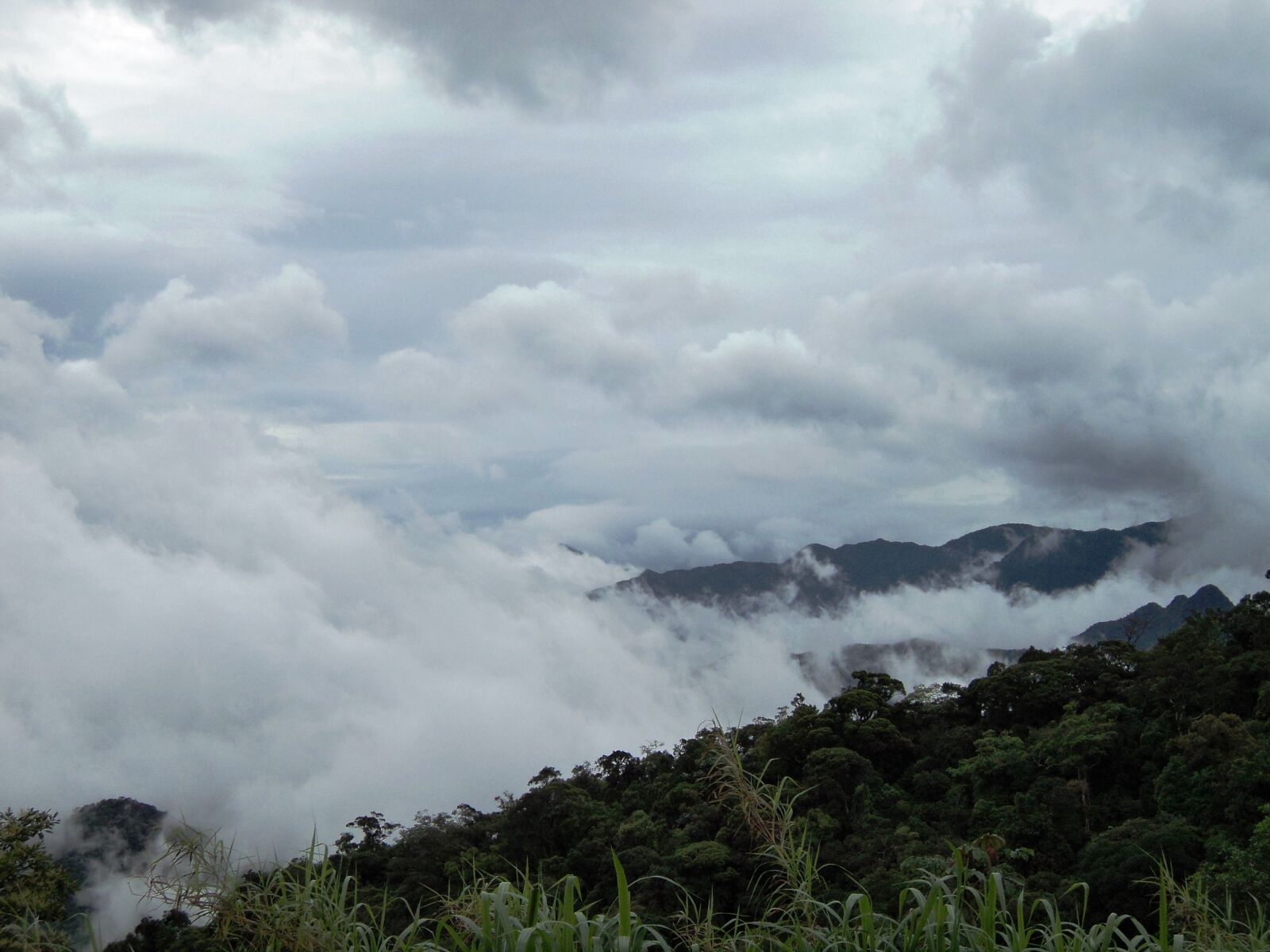 Sony Cyber-shot DSC-W310 sample photo. Serra, mountains, cloud photography
