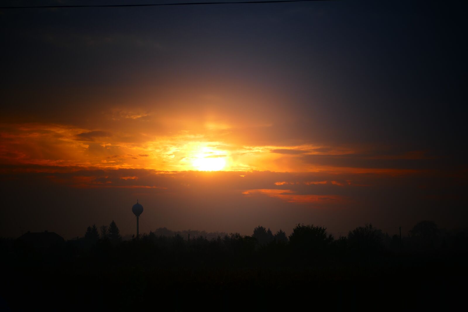 Panasonic Lumix DMC-FZ1000 sample photo. East, the sun, hmlisto photography