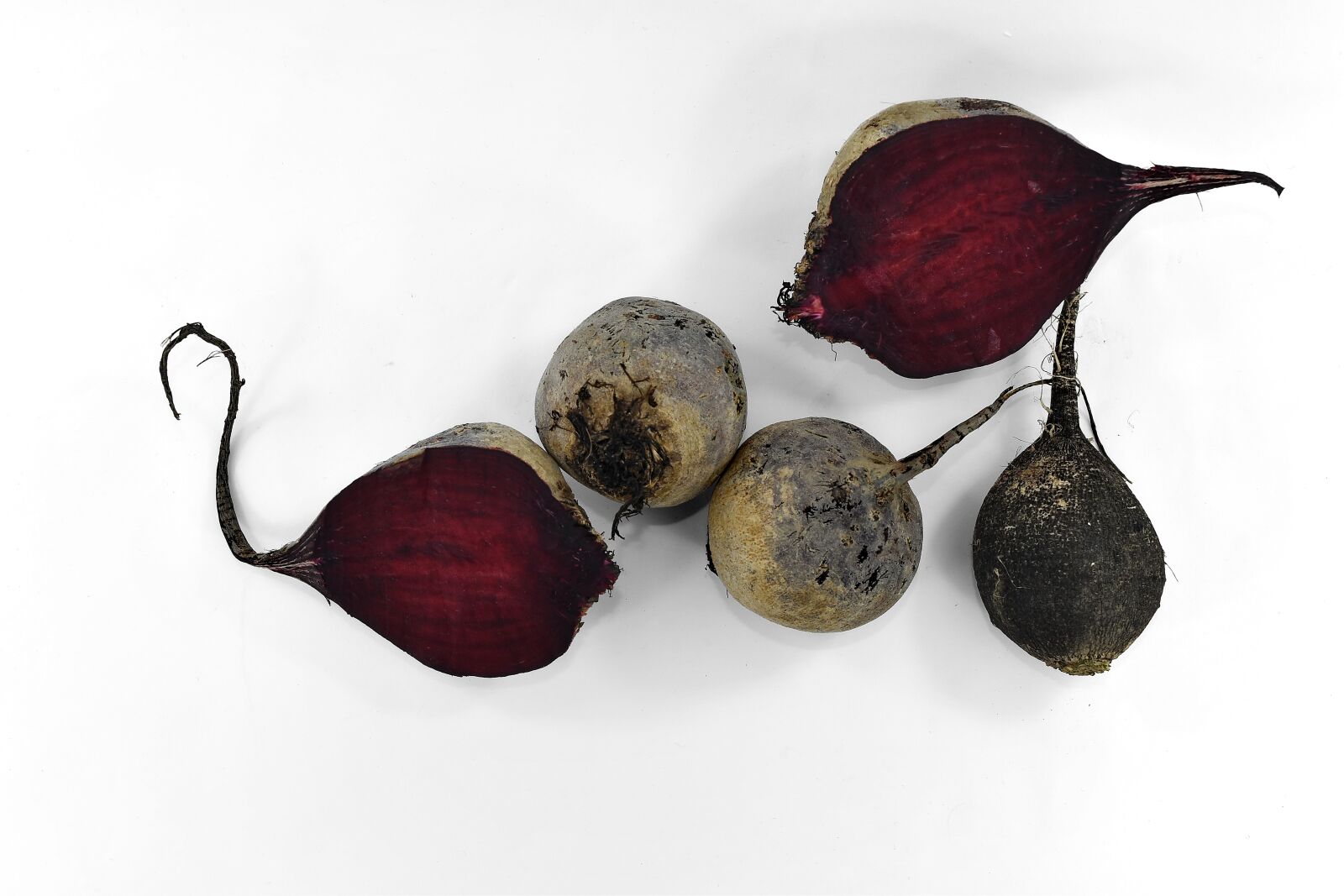 Nikon D5500 sample photo. Agriculture, beetroot, half, slice photography