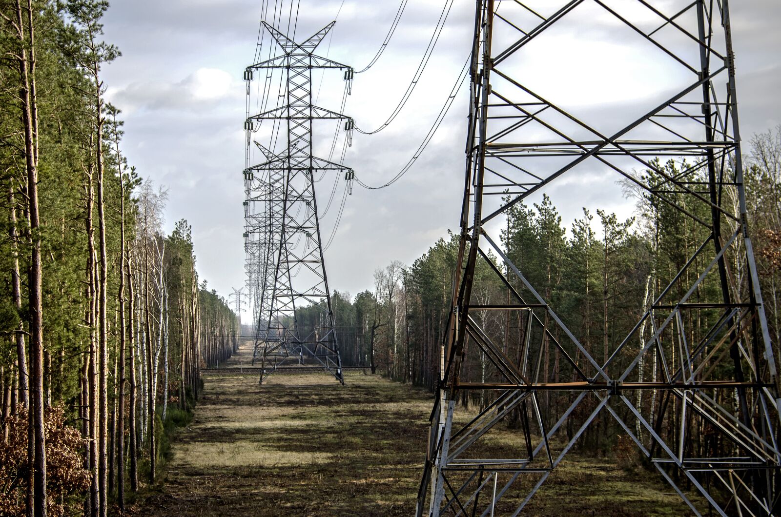 Nikon D5100 sample photo. Electricity, the industry, the photography