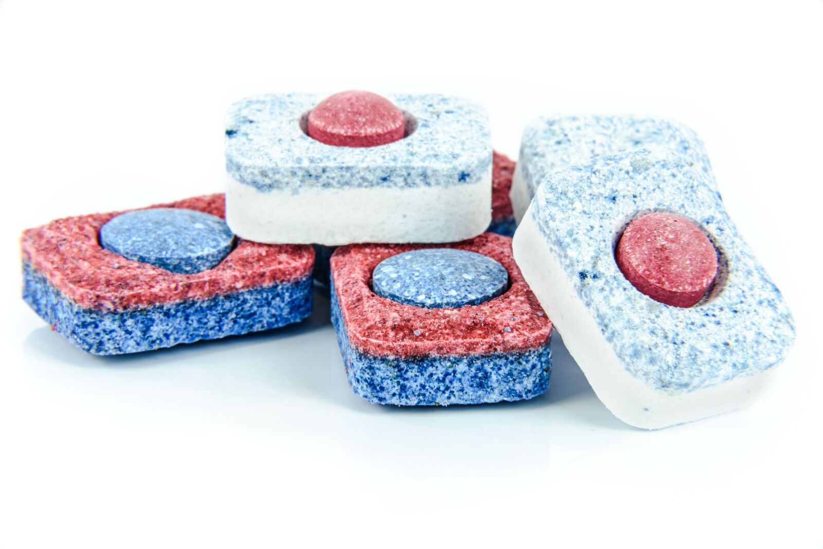 Nikon D750 sample photo. Dishwasher, tablets, white photography