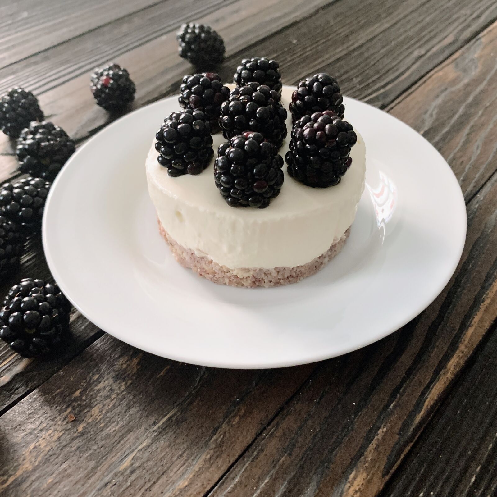 Apple iPhone XS sample photo. Blackberries, tart, dessert photography