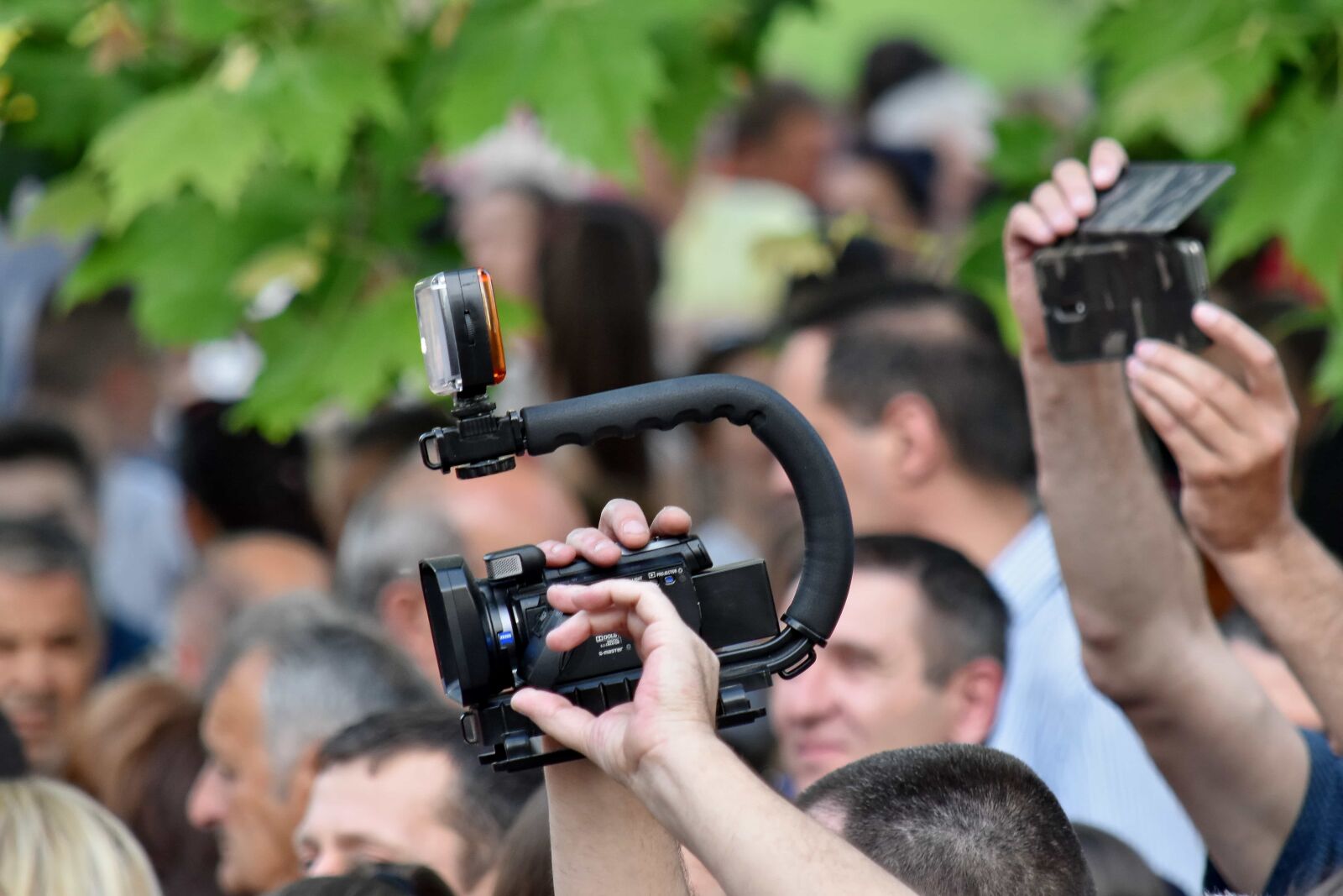 Nikon D5500 sample photo. Camera, crowd, festival, paparazzi photography