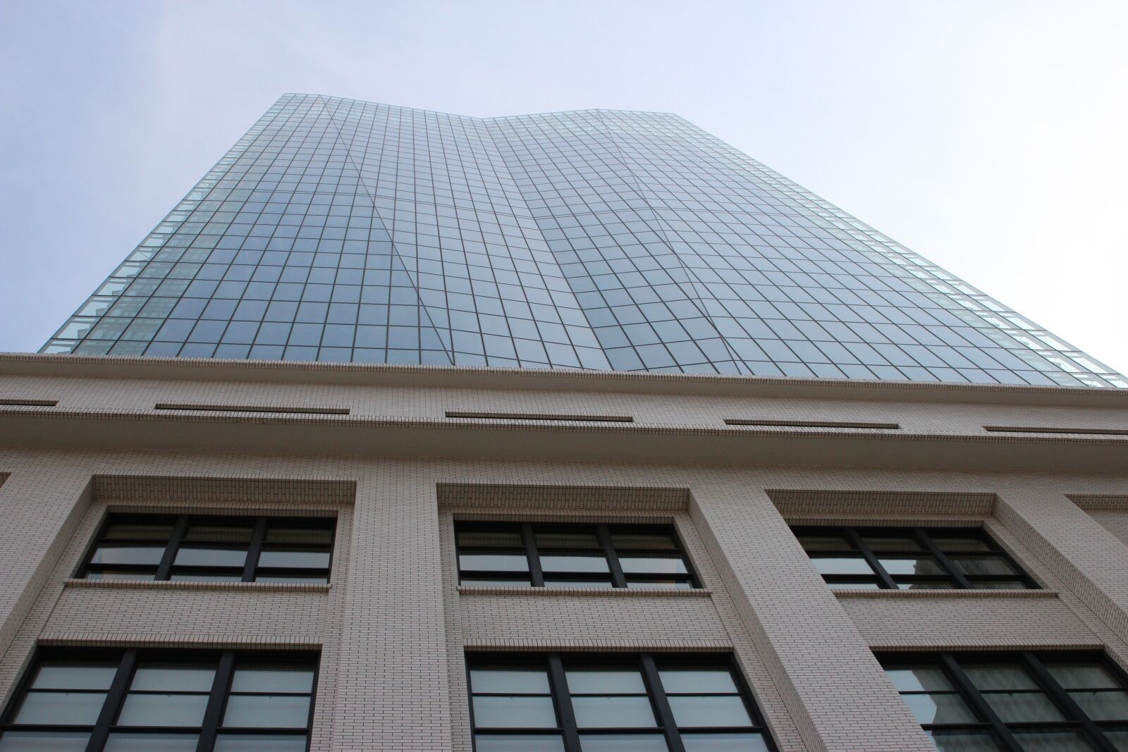 Canon EOS 600D (Rebel EOS T3i / EOS Kiss X5) sample photo. Skyscraper, japan, tokyo photography