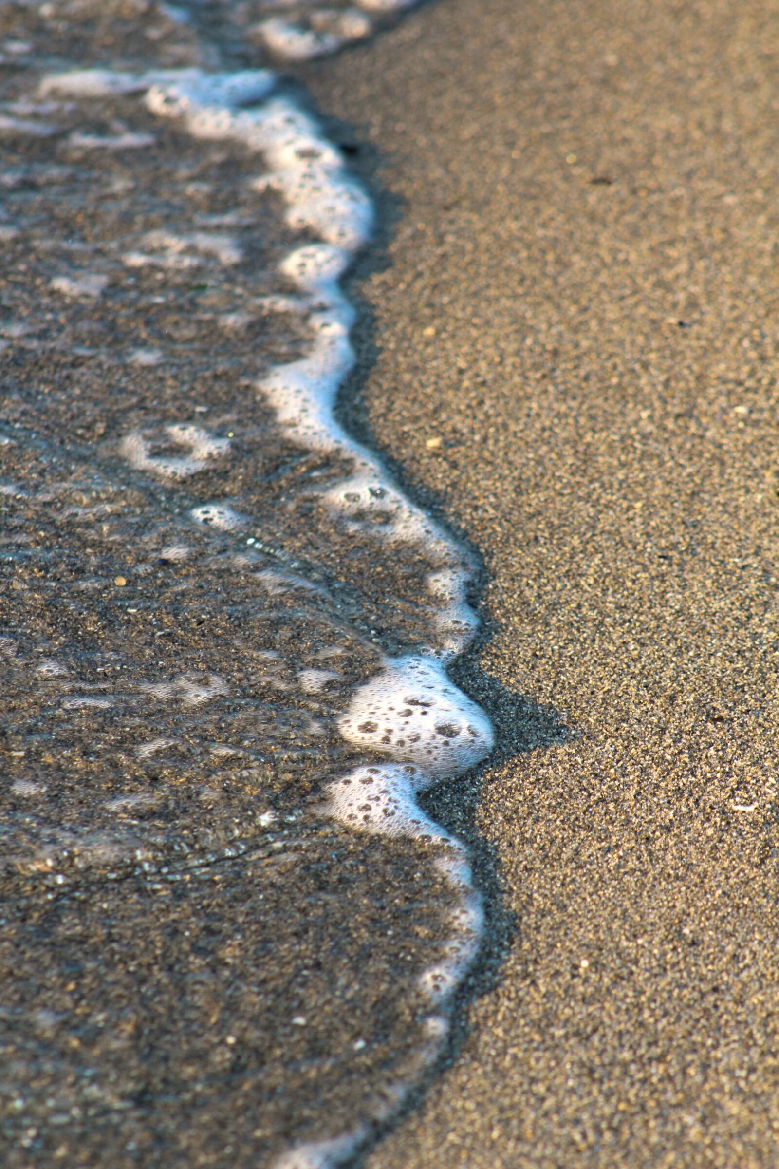 Canon EF 75-300mm f/4-5.6 sample photo. Water, sand, beach photography