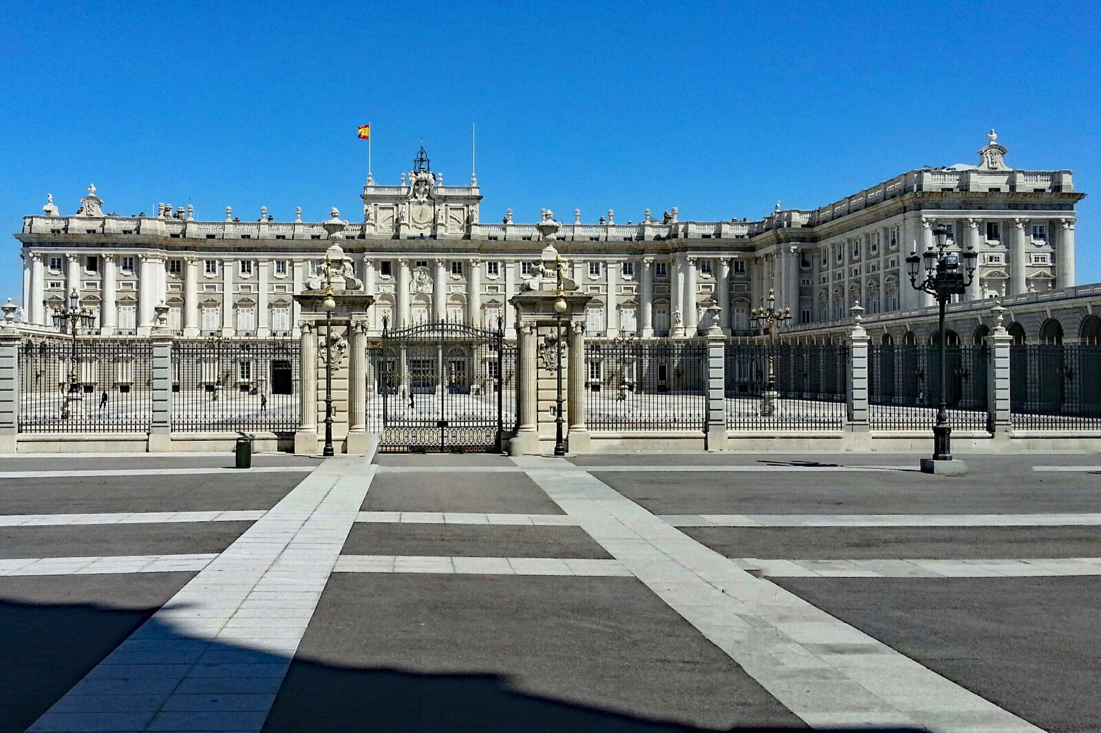 Samsung Galaxy S3 sample photo. Palacio real, madrid, spain photography