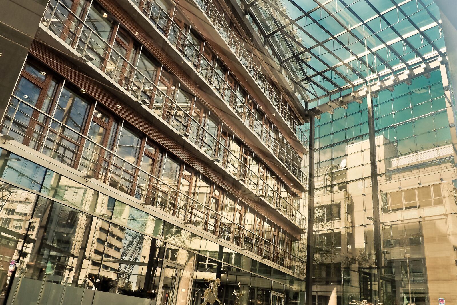 Olympus OM-D E-M10 sample photo. Architecture, modern, building photography