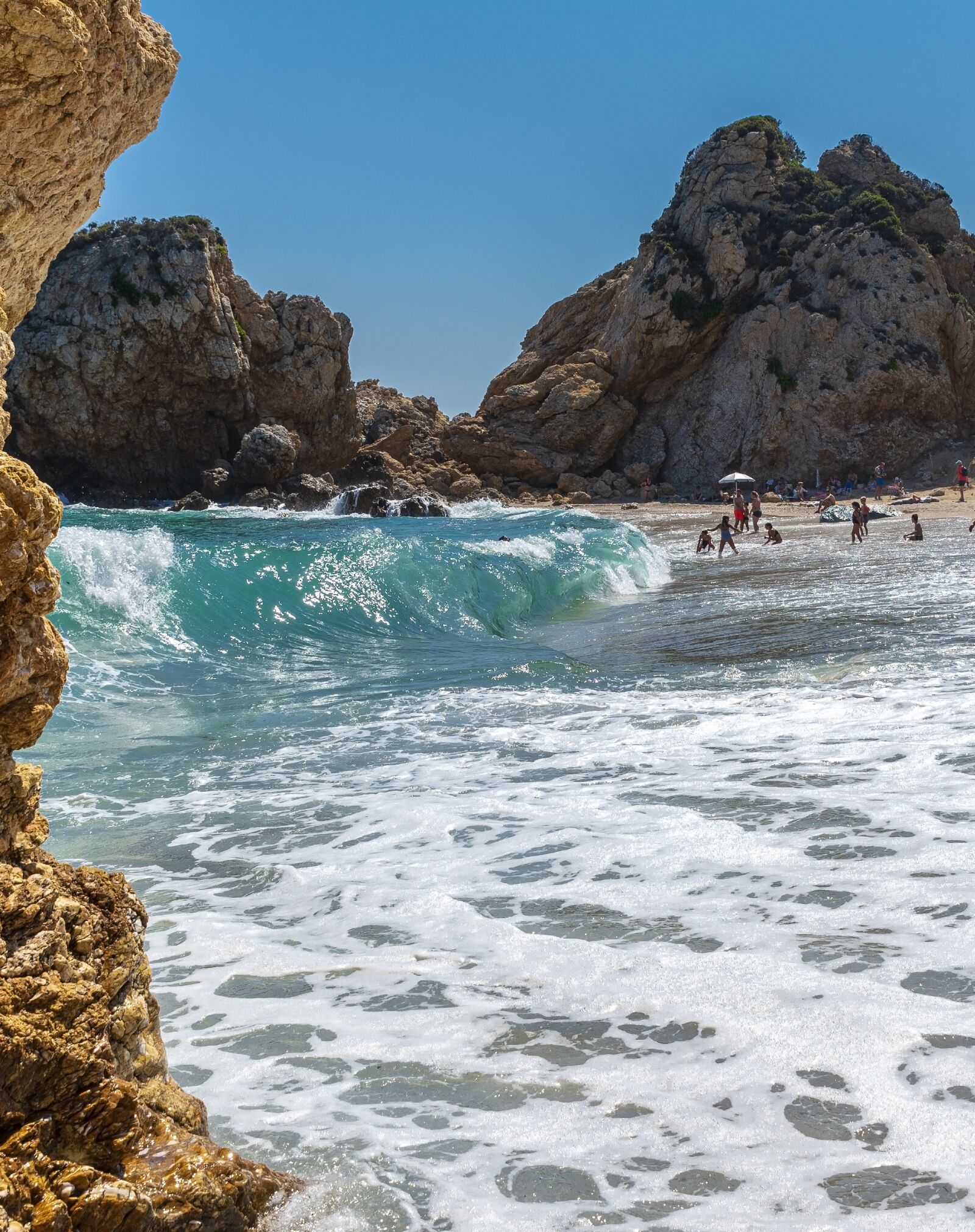 Tamron SP 24-70mm F2.8 Di VC USD sample photo. Sea, rocks, waves photography