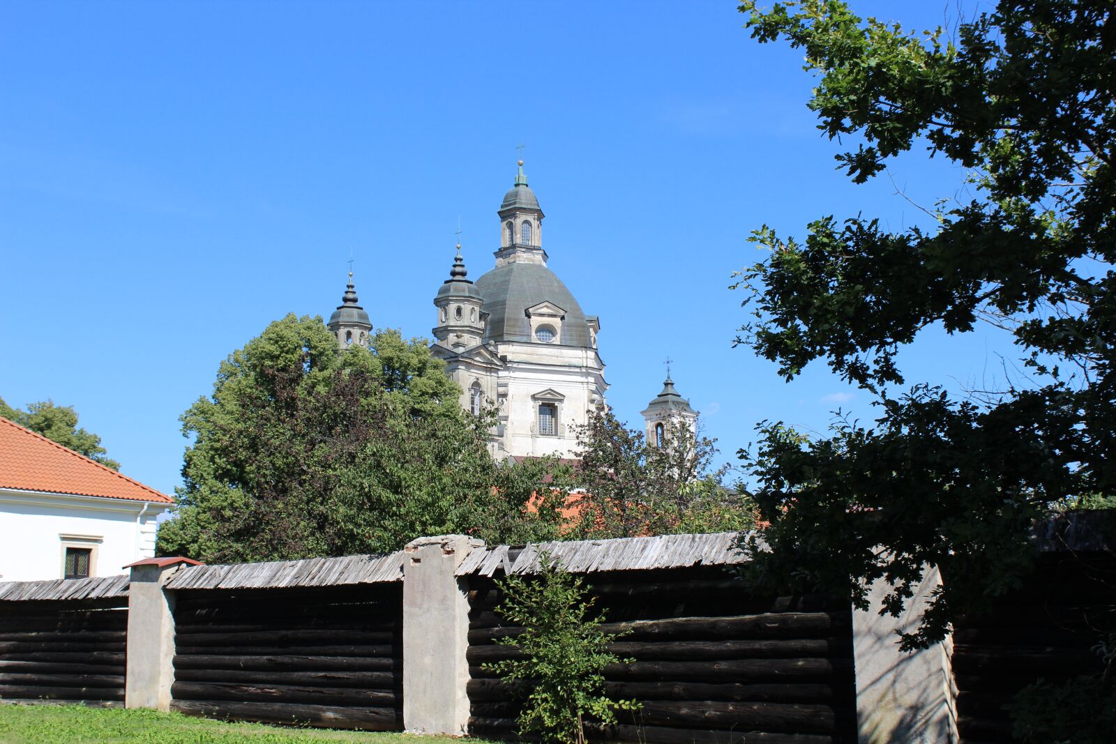 Canon EOS 600D (Rebel EOS T3i / EOS Kiss X5) sample photo. Baltic states, lithuania, kaunas photography