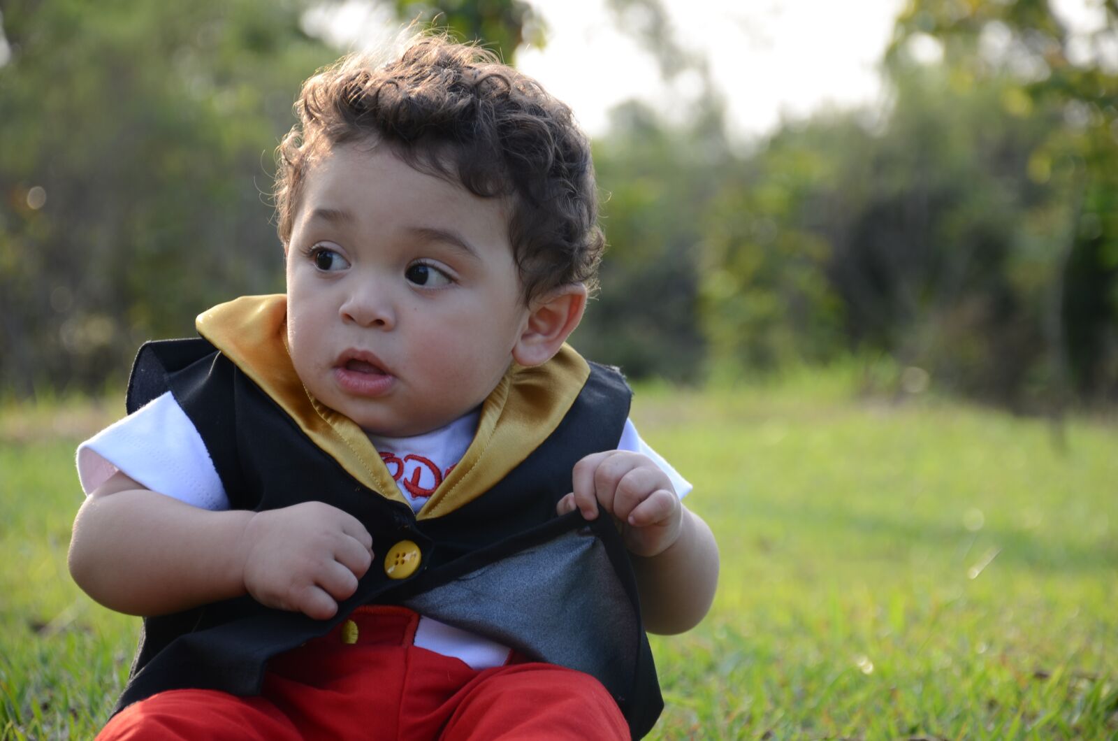 Nikon D7000 sample photo. Look, distracted, childish photography