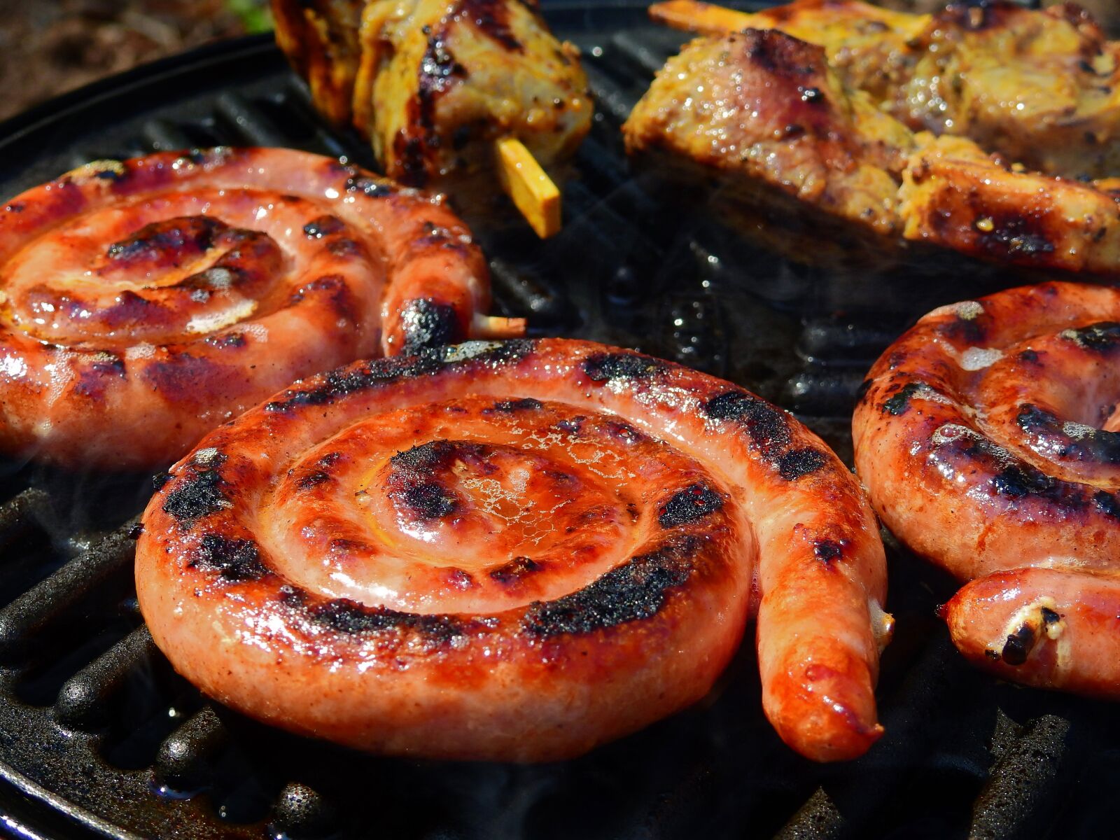 Nikon Coolpix P900 sample photo. Barbecue, grill, cook photography