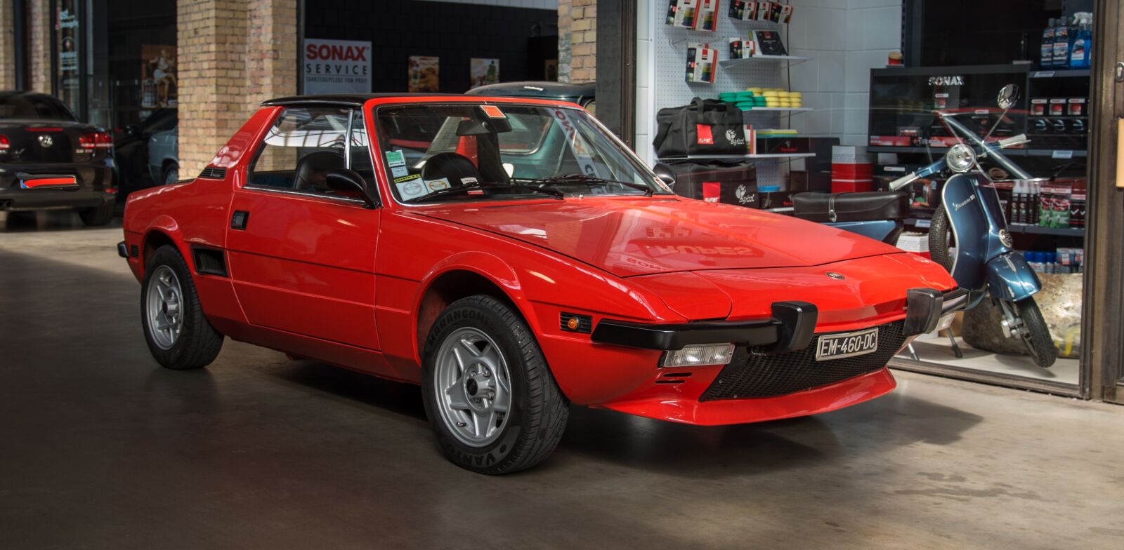 Pentax K-50 sample photo. Fiat, x1 9, sports spyder photography