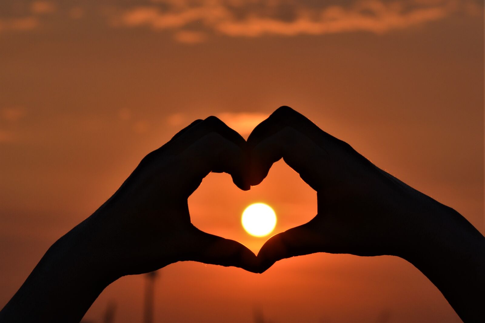 Nikon D5200 sample photo. Sunset, heart, hands photography