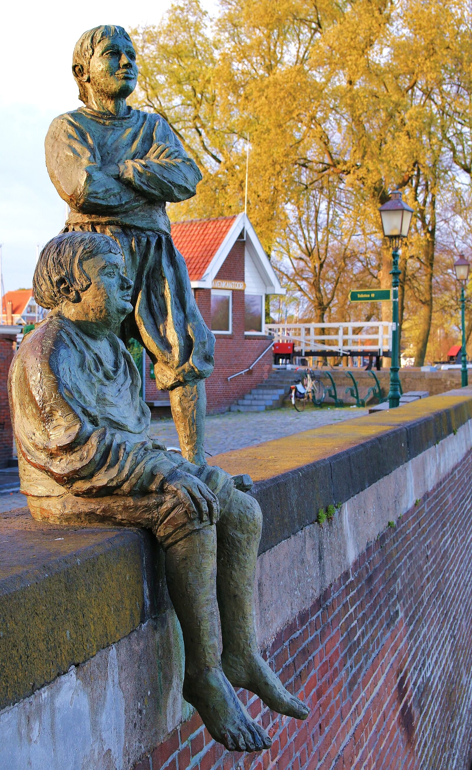Canon EOS 70D sample photo. Sculpture, bronze, figure photography