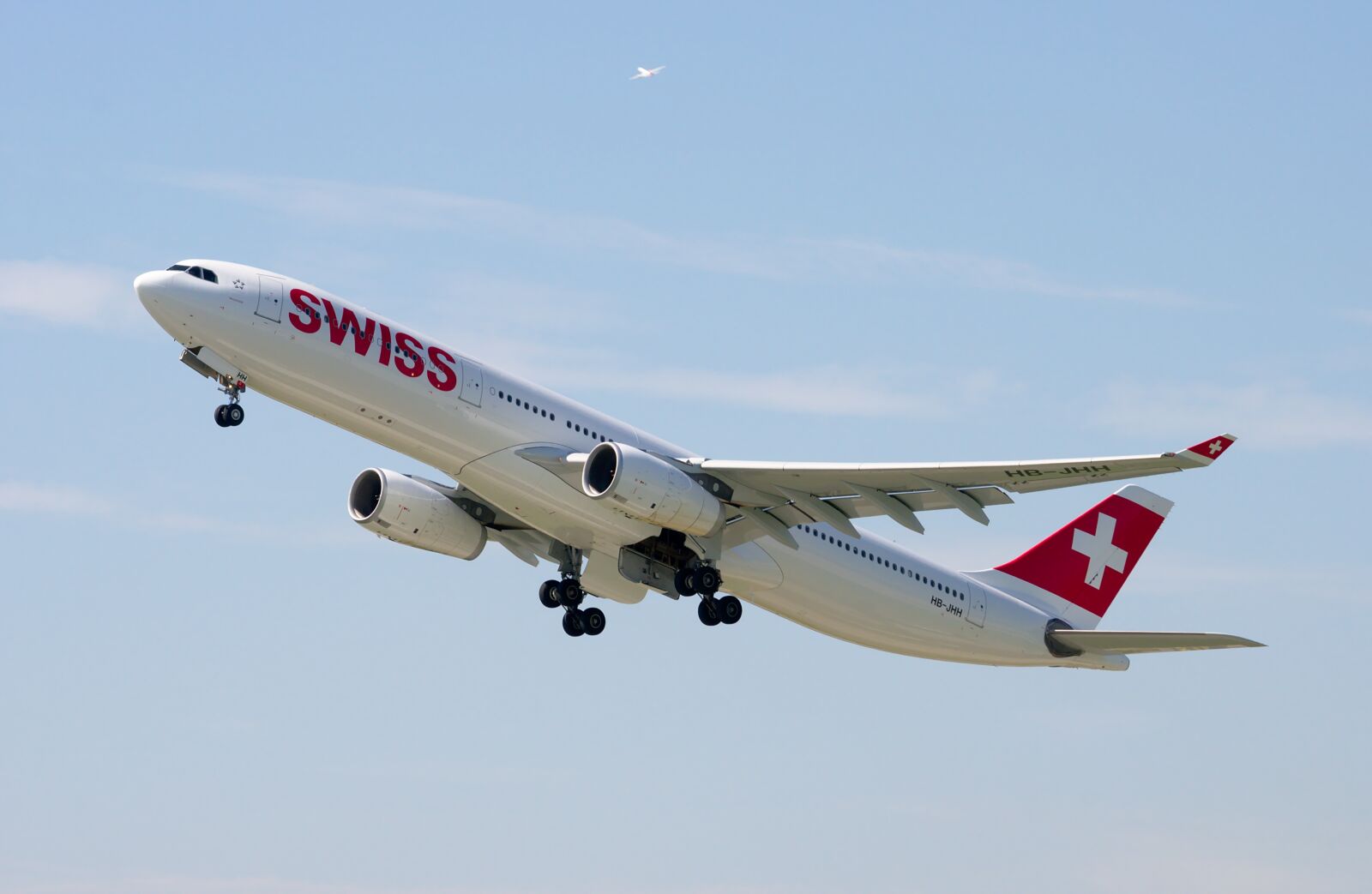 Nikon D300S sample photo. Airbus a330, swiss airlines photography