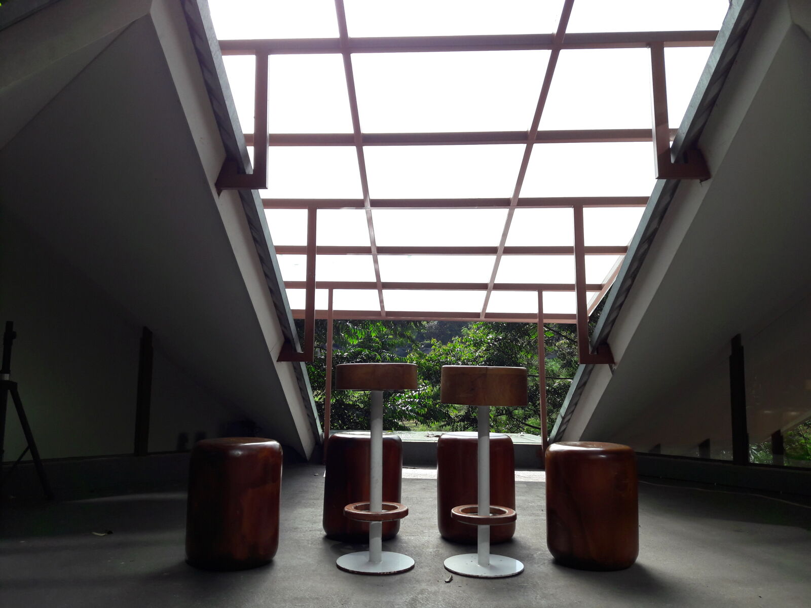 Samsung Galaxy A5(2016) sample photo. Center, chairs, couple, nature photography