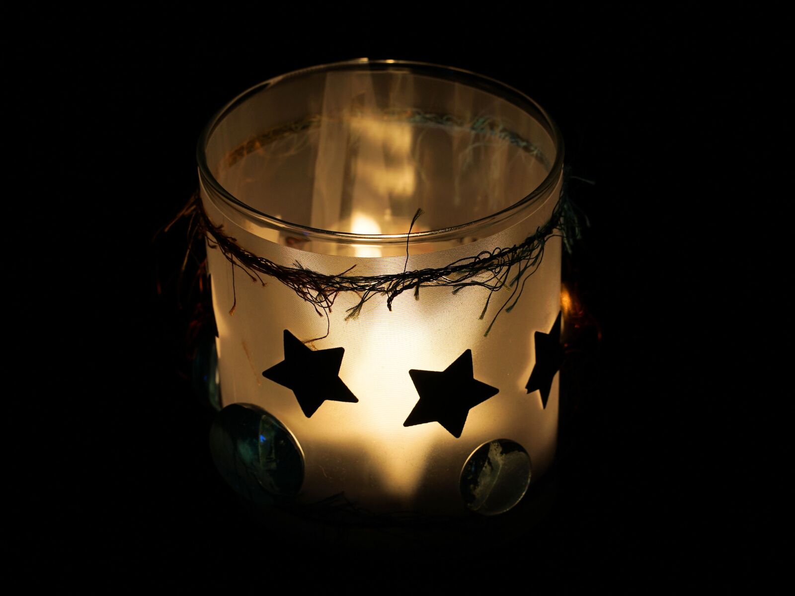 Sony a7 II + Sony FE 85mm F1.8 sample photo. Fire, candle, light photography