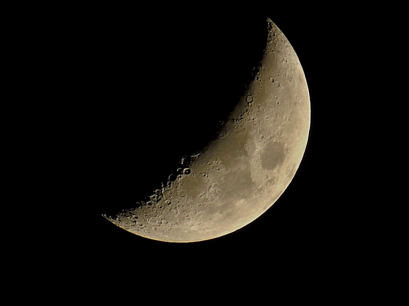 Sony Cyber-shot DSC-H400 sample photo. Half month, month, night photography