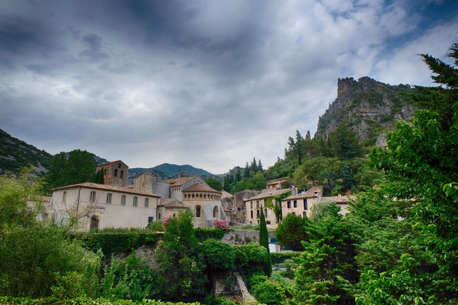 Fujifilm X-M1 sample photo. Saint-guilhem, village, france photography